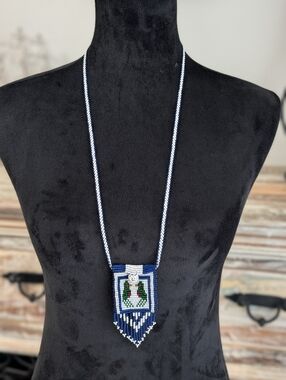 Native American Beaded Pouch Necklace Medicine Bag Style Stylized Bird Vintage